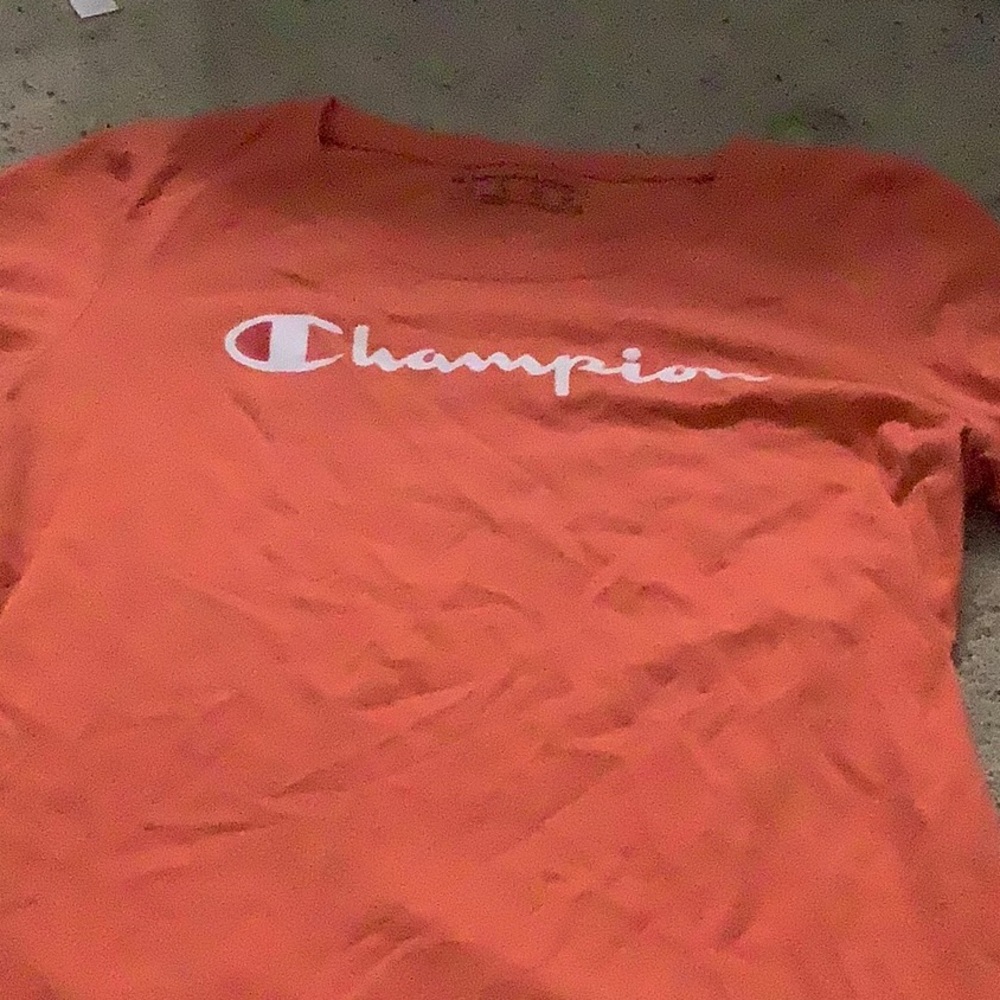 Women’s Champion shirt (xs)
